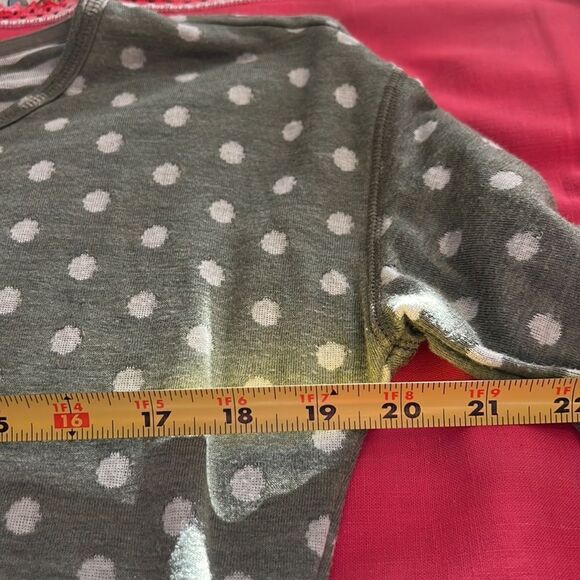 T by Talbots scoop neck polka dot 3/4 sleeve tee. Green/ cream. XS - Picture 4 of 7